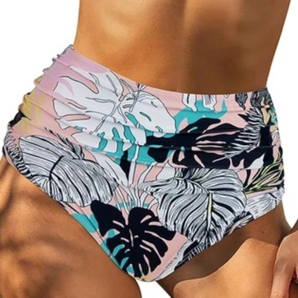 Bundle of 2 Womens Full Coverage Bikini Bottoms in Assorted sz XXL NWOT - Picture 1 of 13